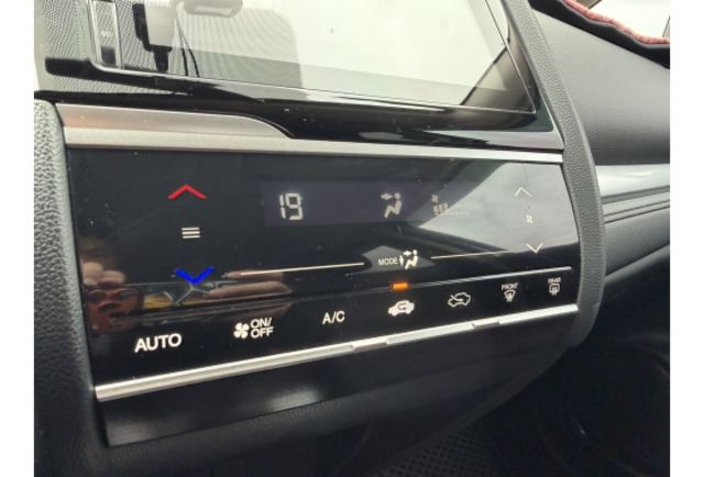 2017 FIT  S版  第12張相片