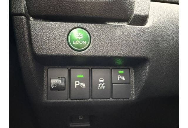 2017 FIT  S版  第13張相片