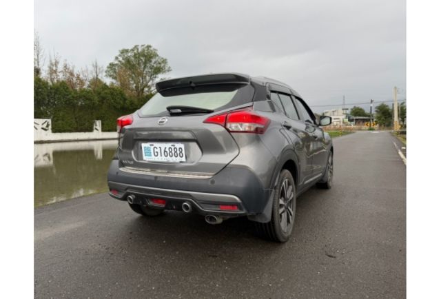 2018 KICKS 時尚版  第3張相片