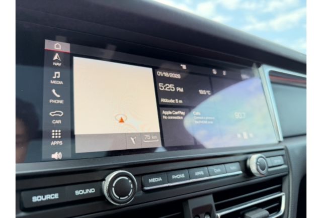 Porsche MACAN  第14張相片