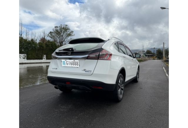 2016 U6 1.8 魅力型  第4張相片