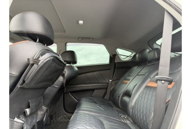 2016 U6 1.8 魅力型  第15張相片