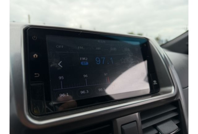 2017 YARIS 豪華+  第9張相片