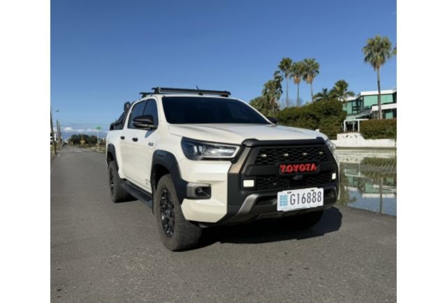 2022 HILUX 4X4  第1張相片