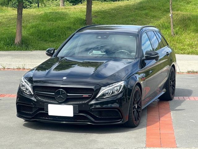 S205 C63 S ED1 跑車排氣管 跑車座椅 直通當派 E53方向盤含超轉燈  第12張相片