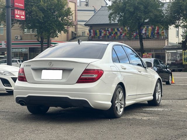 C250 AMG 超美白內裝  第2張相片