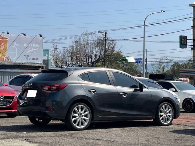 #MAZDA3 #魂動馬3 尊榮安全版 免KEY 盲點 抬頭顯示 跑少  第2張相片