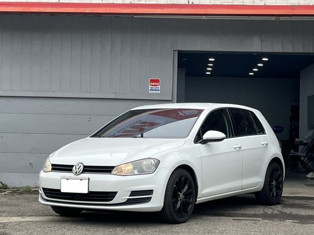 GOLF 1.2渦輪 年度稅金8千多 升級ACC全速域自動跟車  第1張相片
