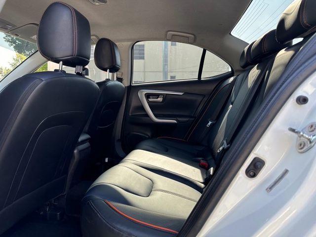 超高CP值 GRAND LANCER 全車下巴套件 倒車顯影 恆溫空調 半數位儀表  第6張相片