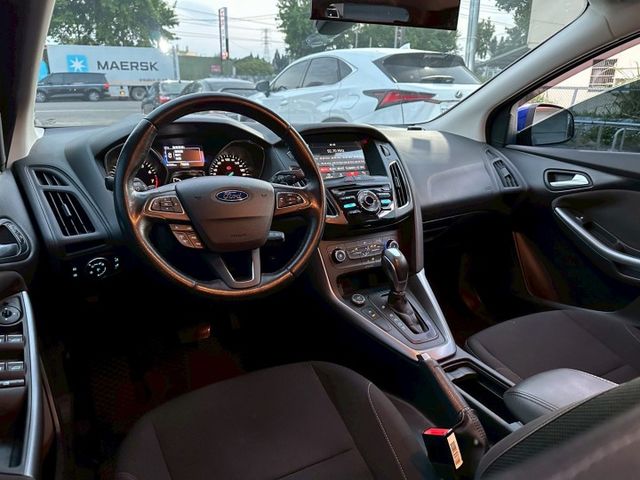 FOCUS 1.0T 年度稅金8千多 車況超優  第3張相片