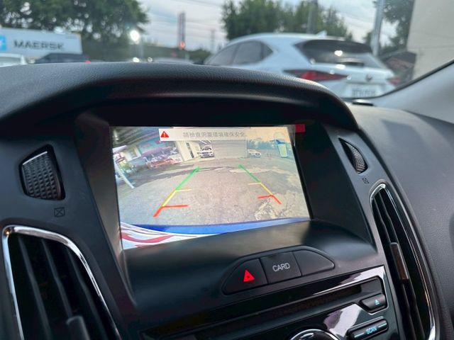 FOCUS 1.0T 年度稅金8千多 車況超優  第7張相片