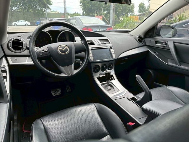 MAZDA3 馬3 1.6 五門 頂級天窗  第3張相片