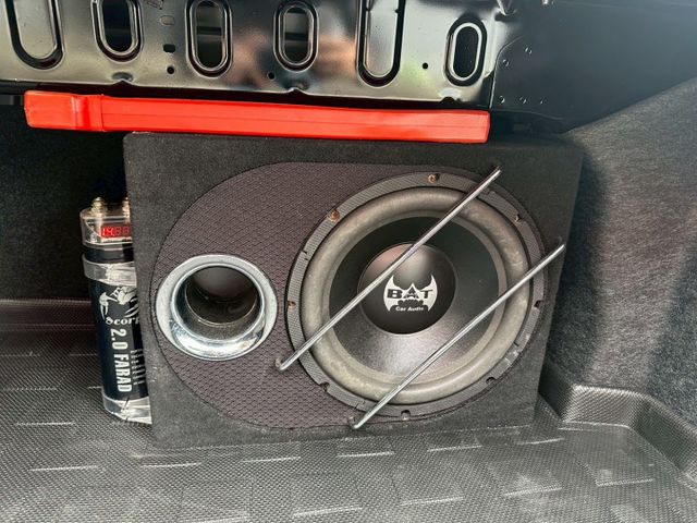 GRAND LANCER 數位儀表/LED頭燈/換檔撥片/改裝鋁圈/避震/六活塞卡鉗/12吋重低音響  第6張相片