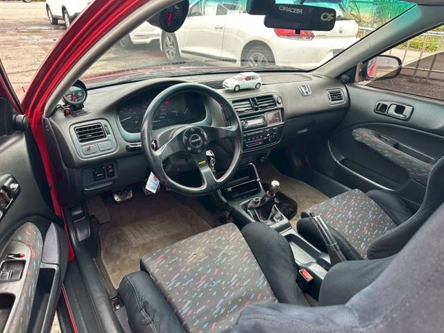 K8 R版 原廠手排 改鋁圈/避震/排氣/油冷  第3張相片