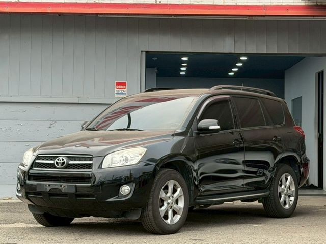 RAV4 日本原裝 有天窗 電動椅  第1張相片