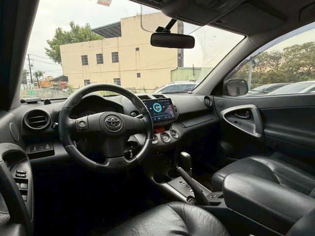 RAV4 日本原裝 有天窗 電動椅  第2張相片