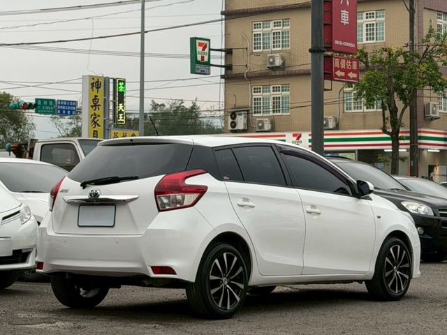 大鴨 YARIS 安卓機 況優  第2張相片