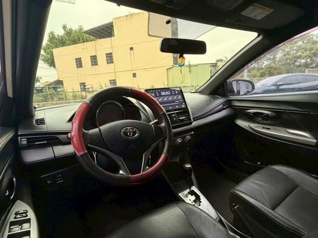 大鴨 YARIS 安卓機 況優  第3張相片