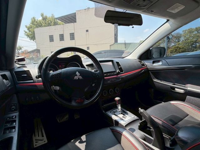 LANCER FORTIS 2.0IO  第3張相片