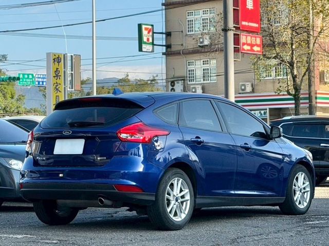 FOCUS 1.5T時尚版 跑少 原鈑件  第2張相片