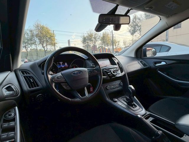 FOCUS 1.5T時尚版 跑少 原鈑件  第3張相片