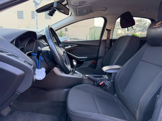 FOCUS 1.5T時尚版 跑少 原鈑件  第4張相片