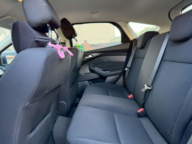 FOCUS 1.5T時尚版 跑少 原鈑件  第5張相片