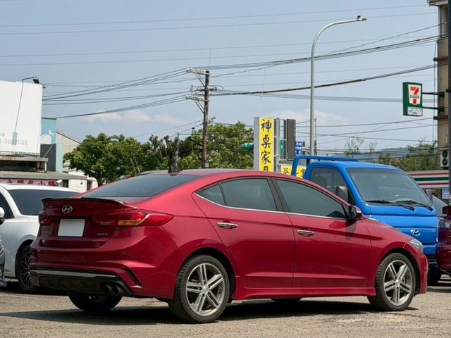 ELANTRA SPORT  第2張相片