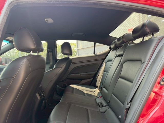 ELANTRA SPORT  第4張相片