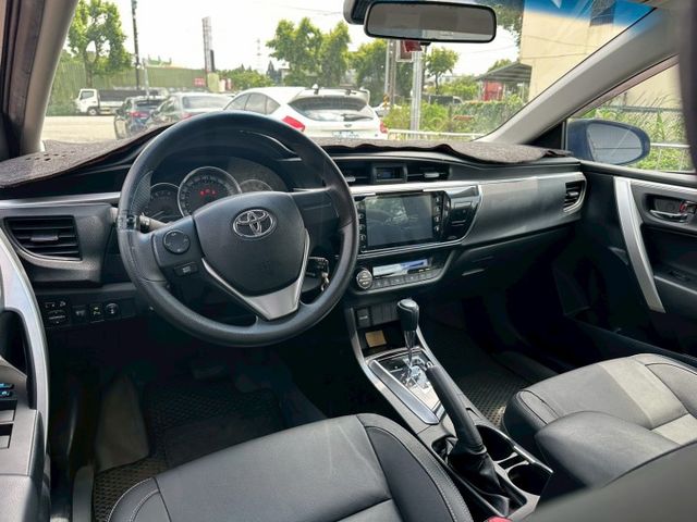 豆底 ALTIS 一手車 里程3萬準 單純沒在跑 原鈑件 超級鑑定  第3張相片