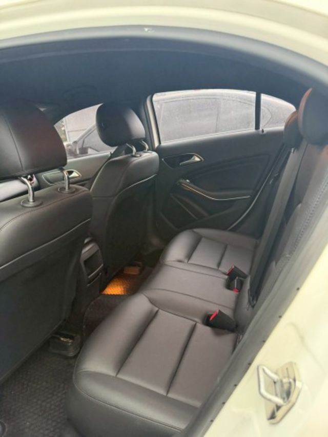 A180 駕駛電動椅/電折後視鏡  第4張相片