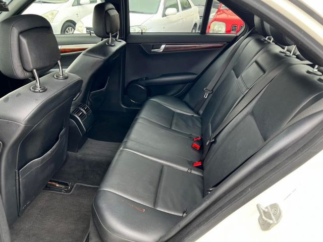 C-CLASS W204  第7張相片
