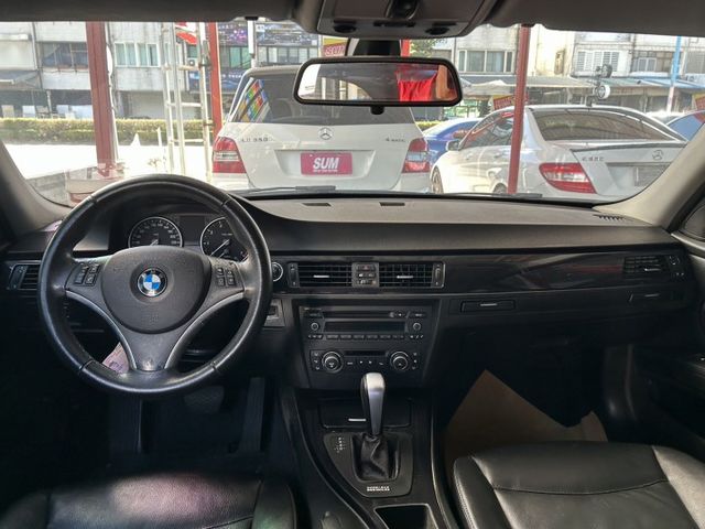 3 SERIES SEDAN E90  第6張相片