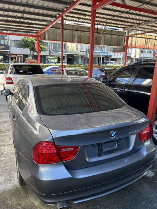 3 SERIES SEDAN E90  第7張相片