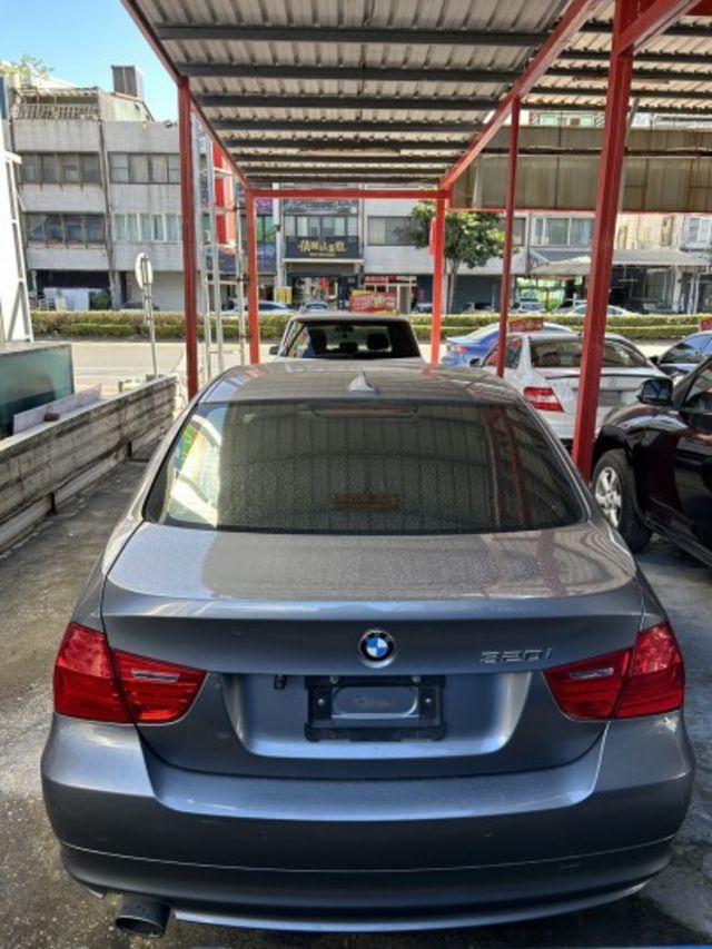 3 SERIES SEDAN E90  第8張相片