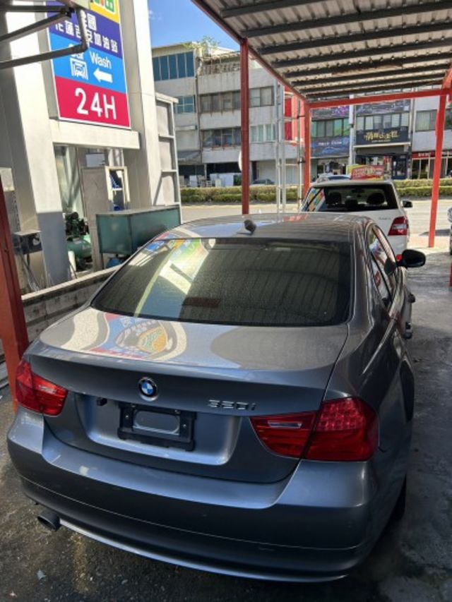 3 SERIES SEDAN E90  第9張相片
