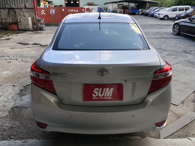 豐田 2017 VIOS 1.5L 銀色 里程保證 經濟實惠  第3張相片