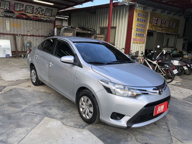 豐田 2017 VIOS 1.5L 銀色 里程保證 經濟實惠  第4張相片