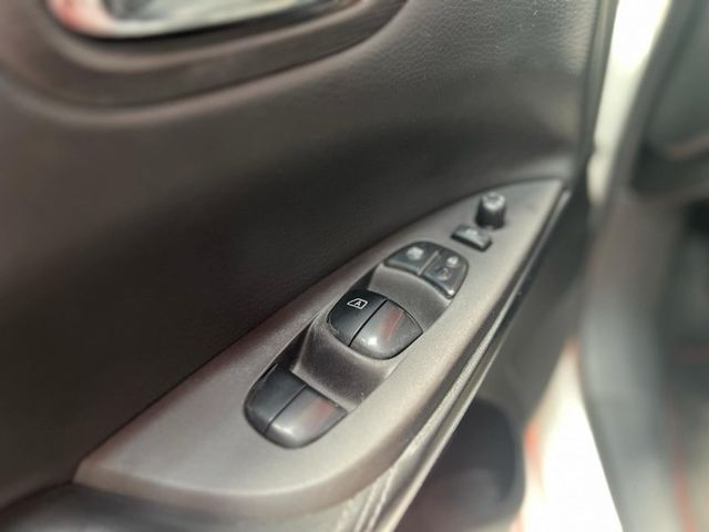 BIG TIIDA 5D  第8張相片