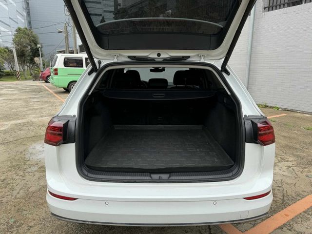 GOLF VARIANT  第8張相片