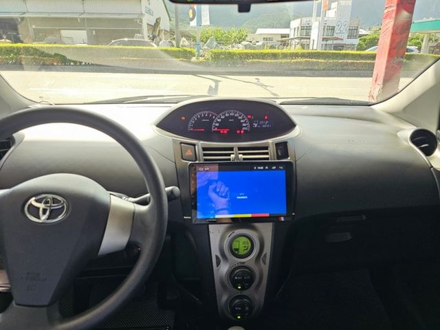 YARIS  第13張相片