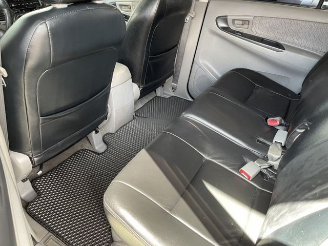 2012年 國瑞 TOYOTA  INNOVA 2.0  客貨兩相宜  里程數14萬多  第4張相片
