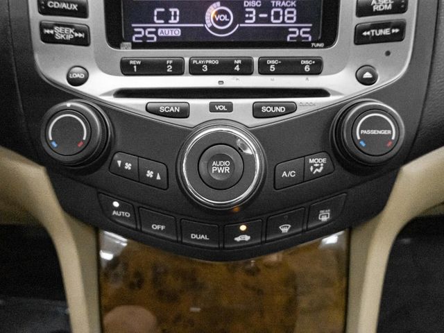 原廠保養！2006年 HONDA本田 ACCORD 灰 2.0／天窗.定速.雙區恆溫.電動椅  第13張相片