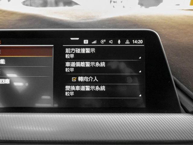 Edition M！2021年型 BMW寶馬 118i 白 1.5／I-KEY.ACC.盲點.車偏.電動椅  第16張相片