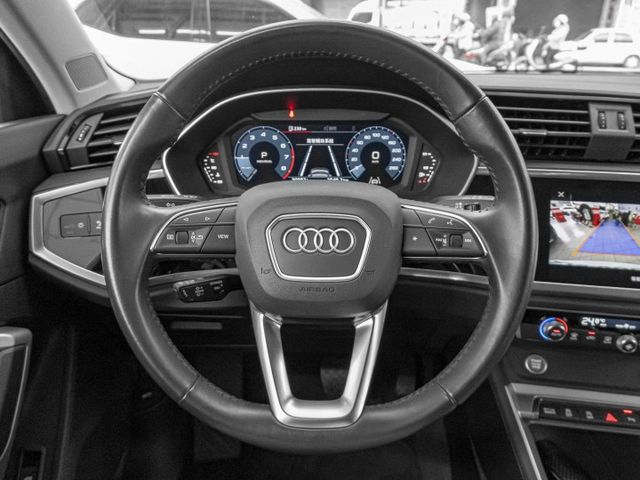 油電休旅！2020年 AUDI奧迪 Q3 Sportback 白 1.5／僅跑3萬.I-KEY.ACC.車偏.盲點.電尾  第5張相片