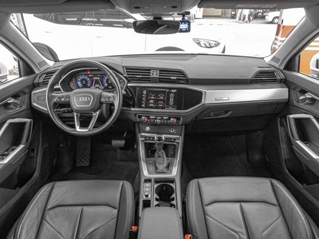 油電休旅！2020年 AUDI奧迪 Q3 Sportback 白 1.5／僅跑3萬.I-KEY.ACC.車偏.盲點.電尾  第7張相片