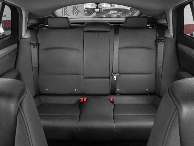 2015年型 BMW寶馬 X4 xDrive35i 白 3.0／I-KEY.定速.環景.電動椅.恆溫.電尾  第10張相片
