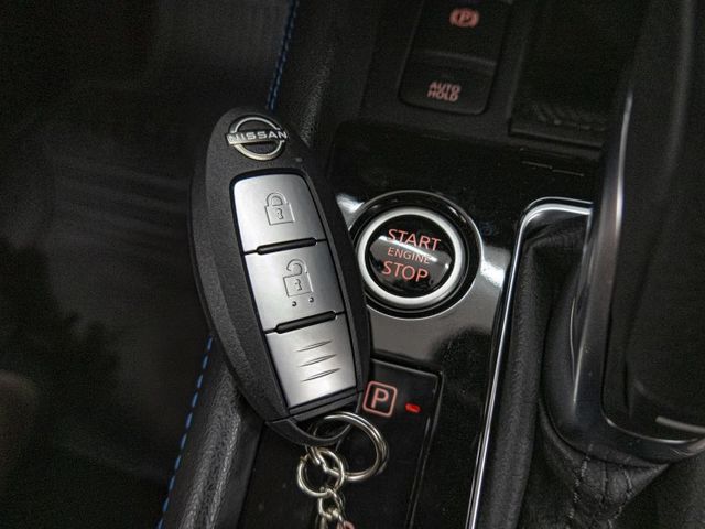 旗艦版！2023年 NISSAN日產 KICKS 藍白 1.6／I-KEY.ACC.環景.盲點.車偏.CarPlay  第6張相片