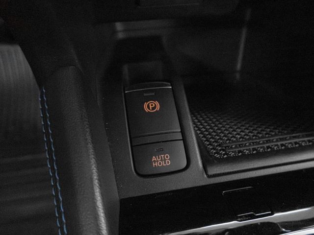 旗艦版！2023年 NISSAN日產 KICKS 藍白 1.6／I-KEY.ACC.環景.盲點.車偏.CarPlay  第14張相片