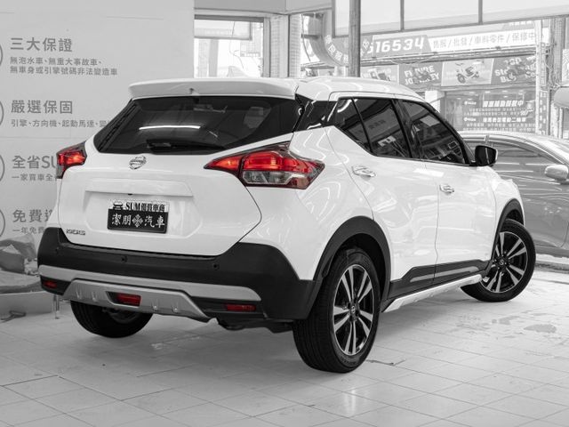 原廠保養！2020年 NISSAN日產 KICKS 白 1.5／I-KEY.定速.盲點.車偏.環景.CarPlay  第2張相片